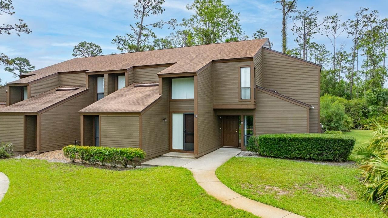 13 Hembury Ln., Palm Coast, FL 32137