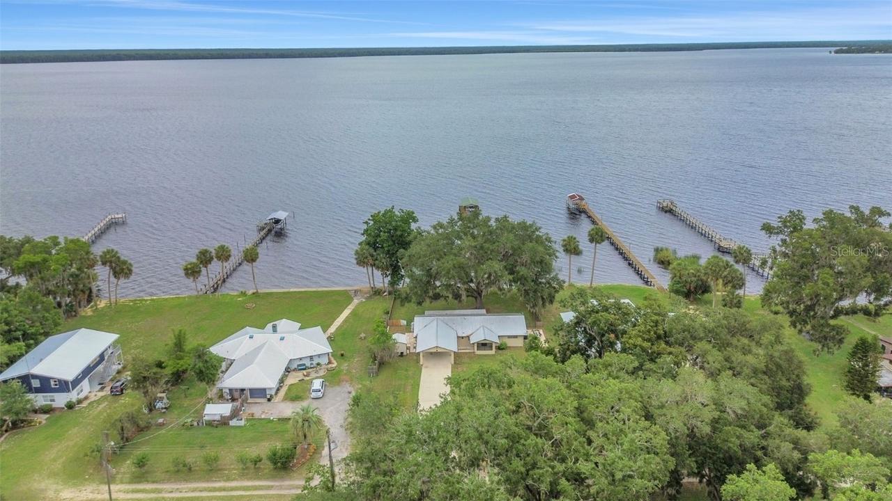 102 N Shore Ln., Crescent City, FL 32112