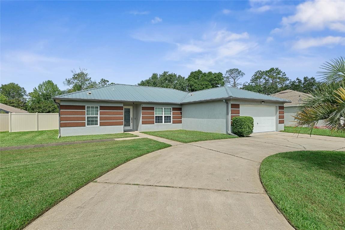 8 White Horse Ln., Palm Coast, FL 32164