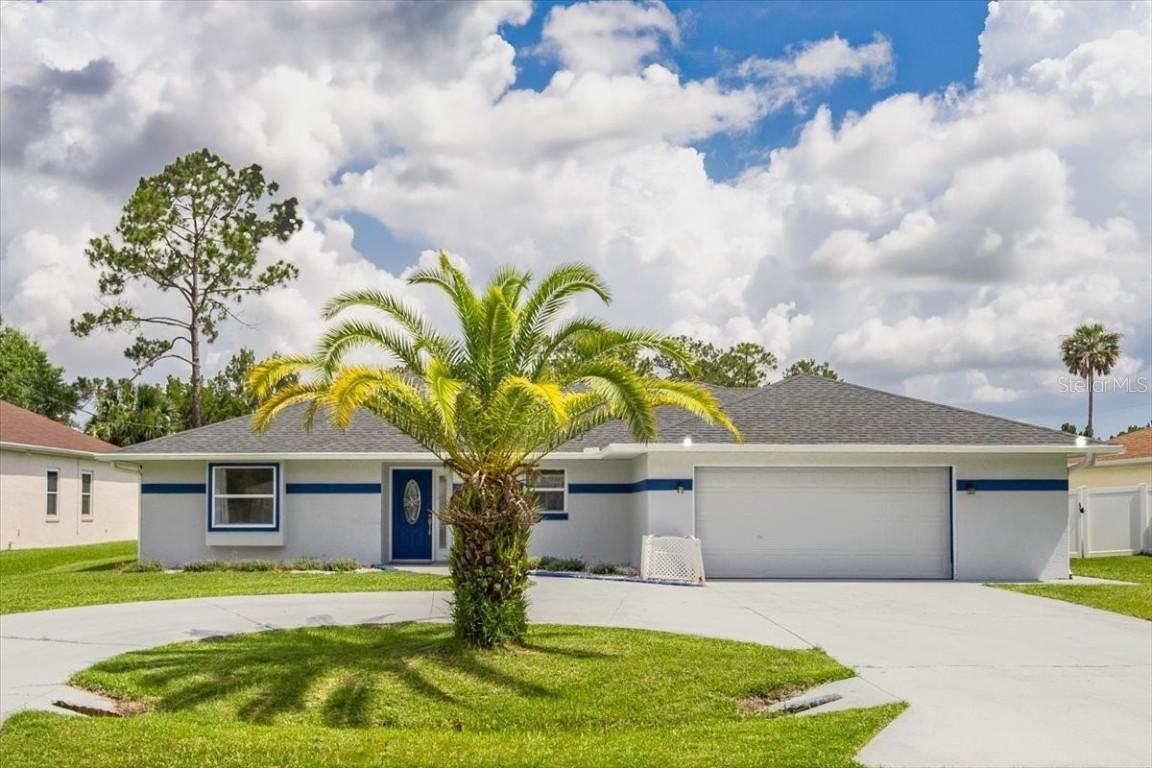 8 Whippoorwill Dr., Palm Coast, FL 32164