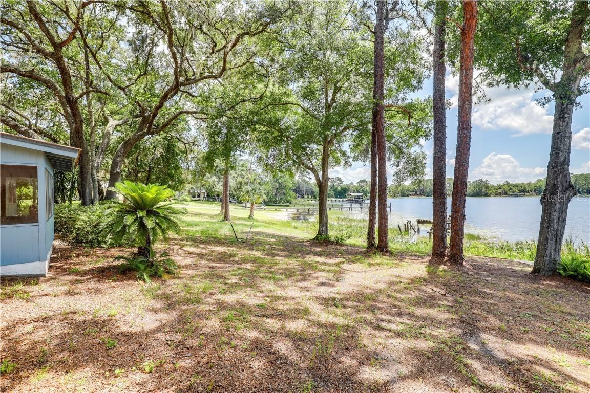 104 Carter Whittaker Ln., Pomona Park, FL 32181