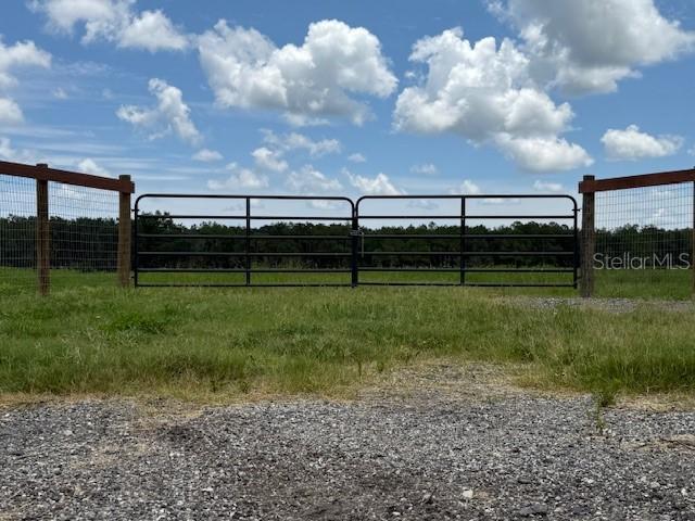 594 E County Road 90, Bunnell, FL 32110