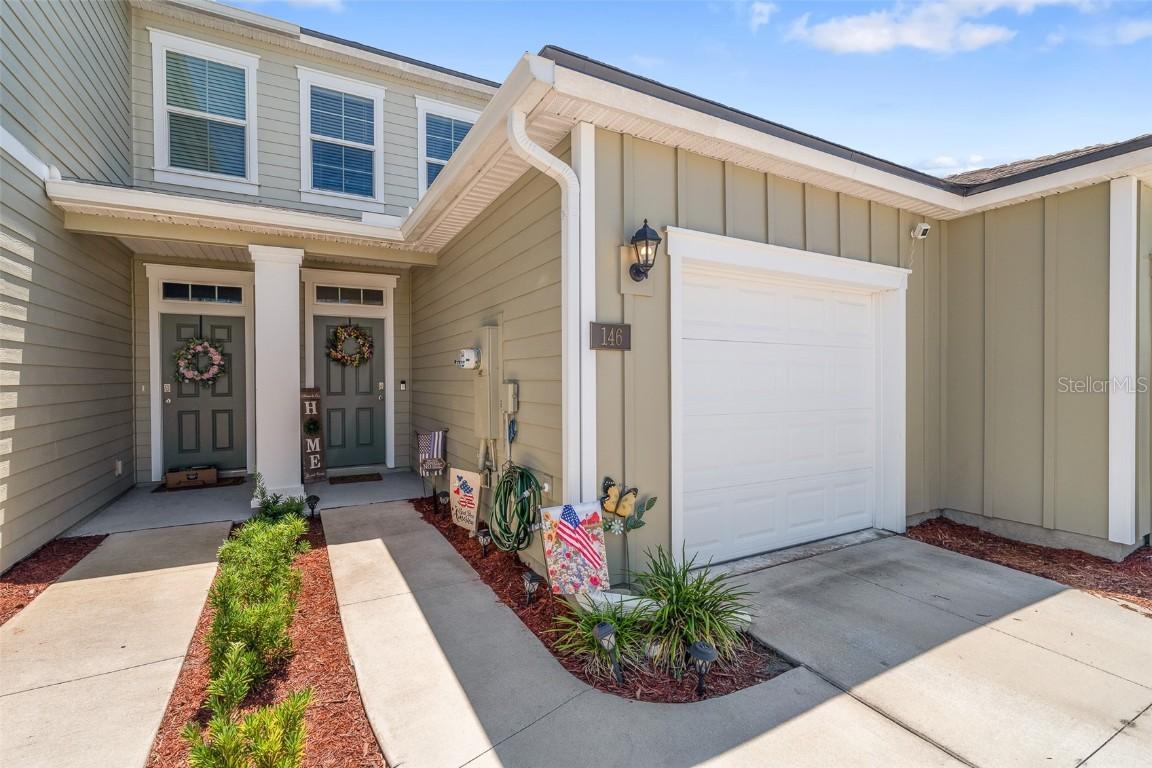 146 Redbud Rd., Palm Coast, FL 32137