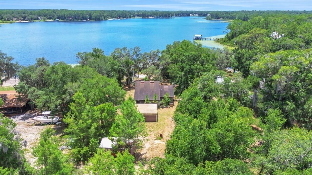 113 Bent Oak Dr., Pomona Park, FL 32181
