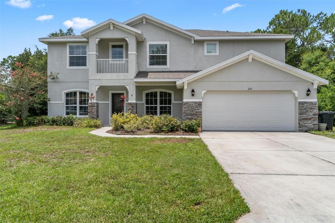 227 Birchwood Dr., Palm Coast, FL 32137