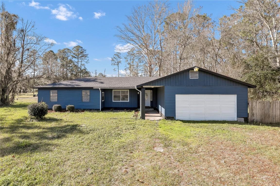 54221 Cravey Rd., Callahan, FL 32011