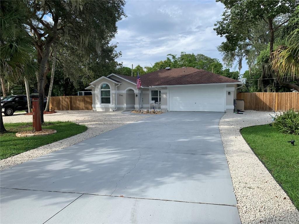 5561 W Magnolia Ave., Port Orange, FL 32127