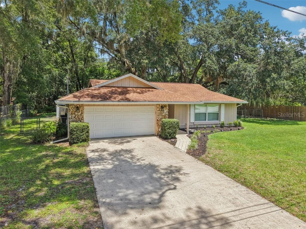 213 Brevity Ln., Deland, FL 32724