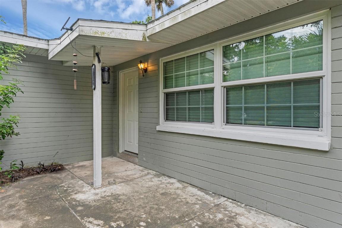 1926 Pine Tree Dr., Edgewater, FL 32141