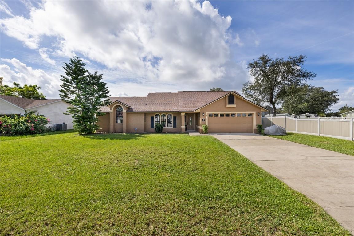 3197 Riverhead Dr., Deltona, FL 32738
