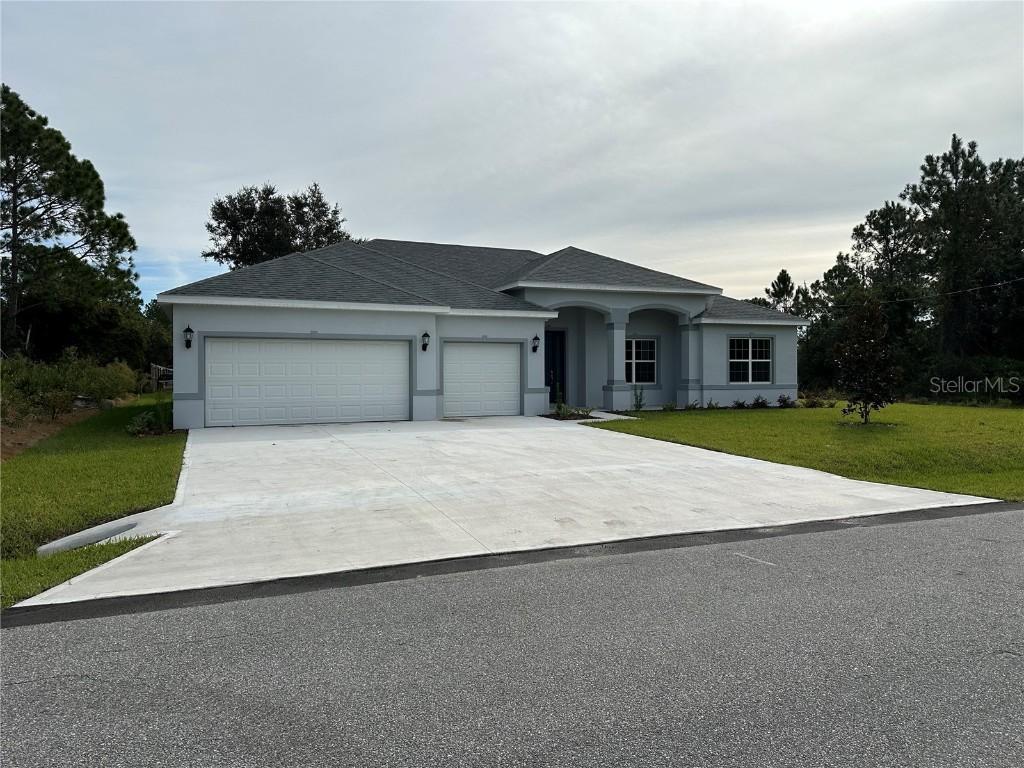 35 Ulmaceal Path, Palm Coast, FL 32164