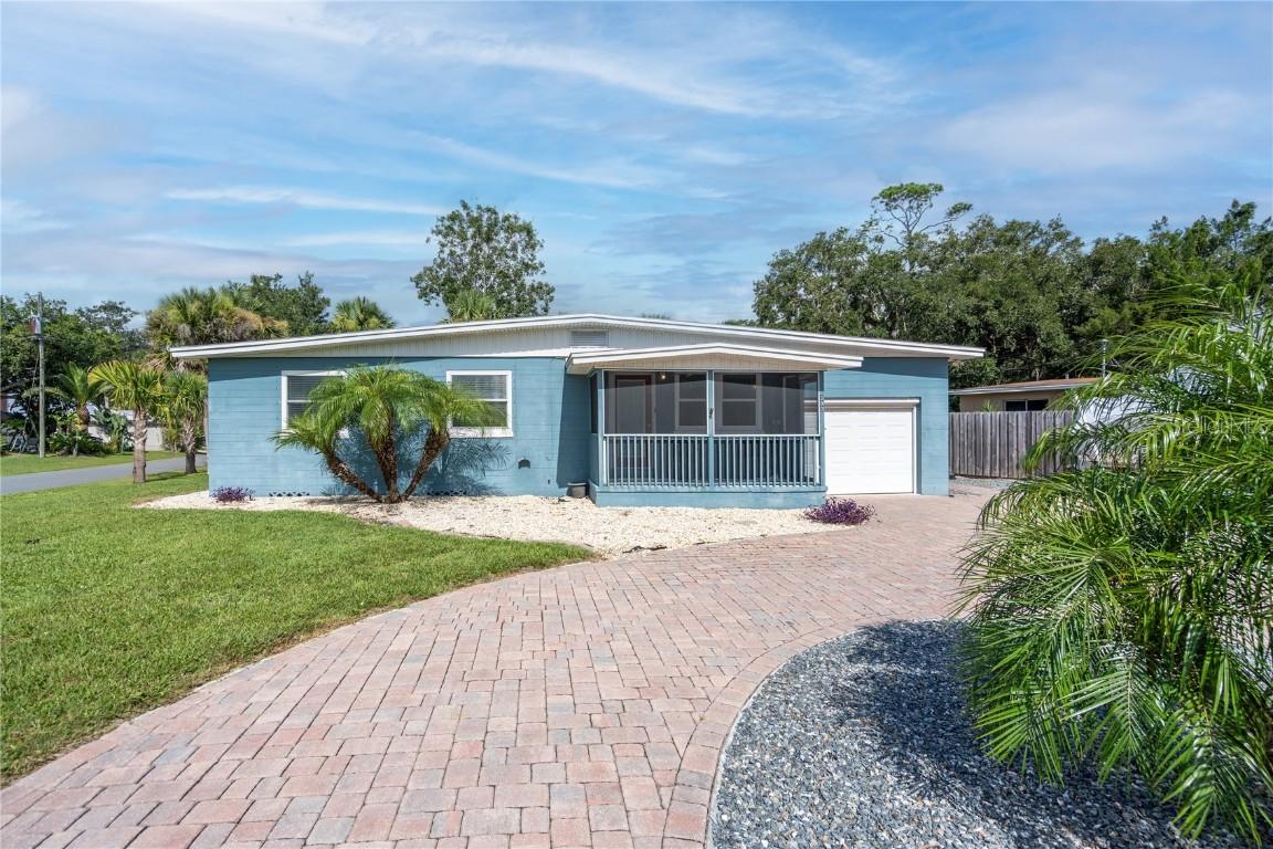 390 Palm Dr., Flagler Beach, FL 32136