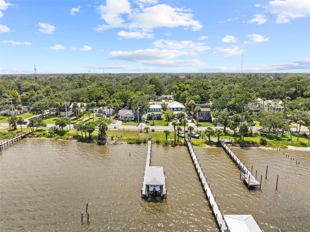 1318 Riverside Dr., Holly Hill, FL 32117