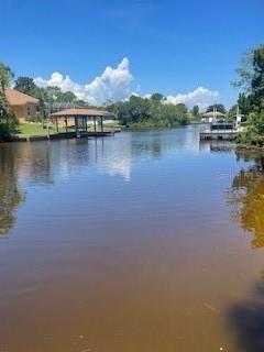 15 Crandell Ct., Palm Coast, FL 32137