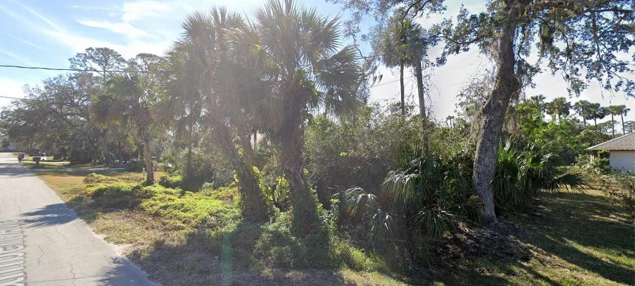 215 Lambert Ave., Flagler Beach, FL 32136