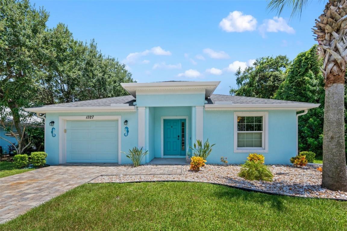 1327 S Daytona Ave., Flagler Beach, FL 32136