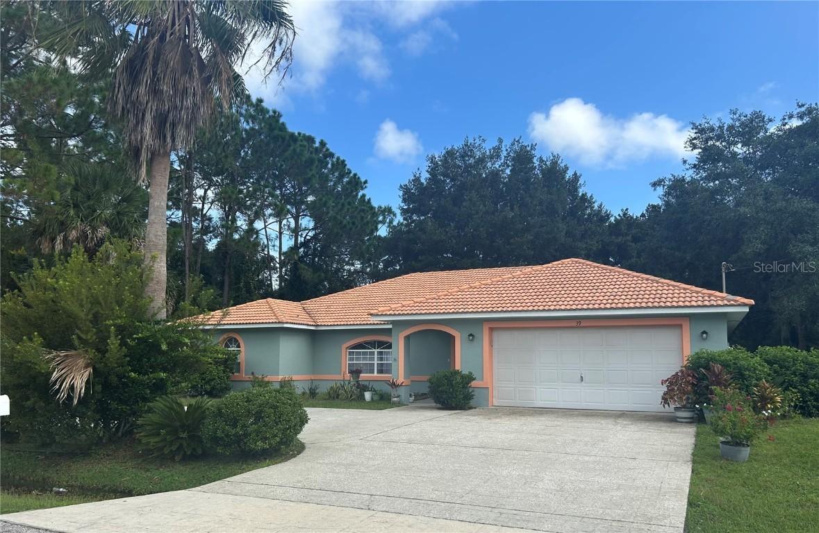 39 Princess Ruth Ln., Palm Coast, FL 32164