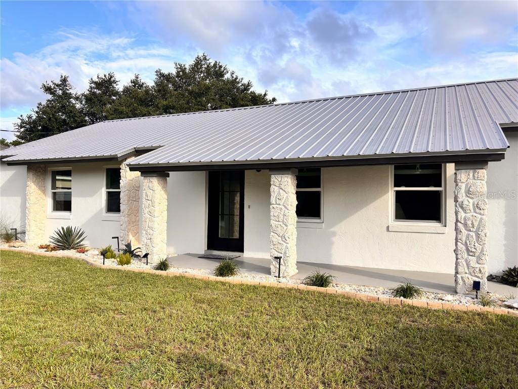 77 Freeport Ln Ln., Palm Coast, FL 32137