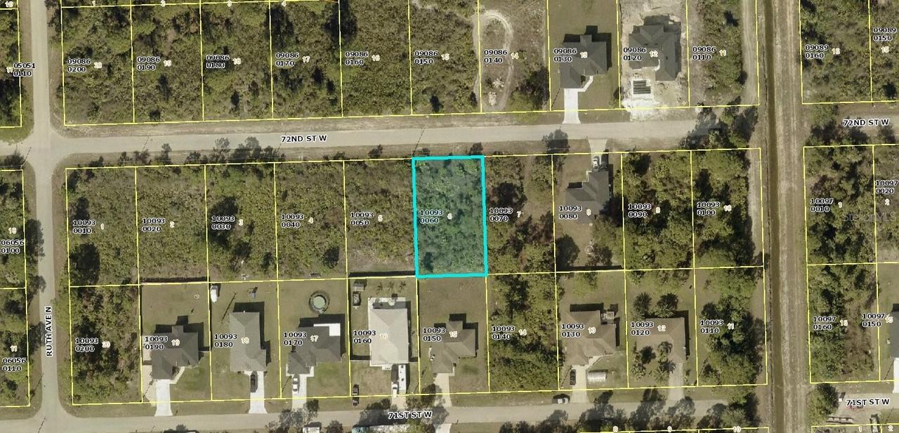 3209 72nd St W, Lehigh Acres, FL 33971