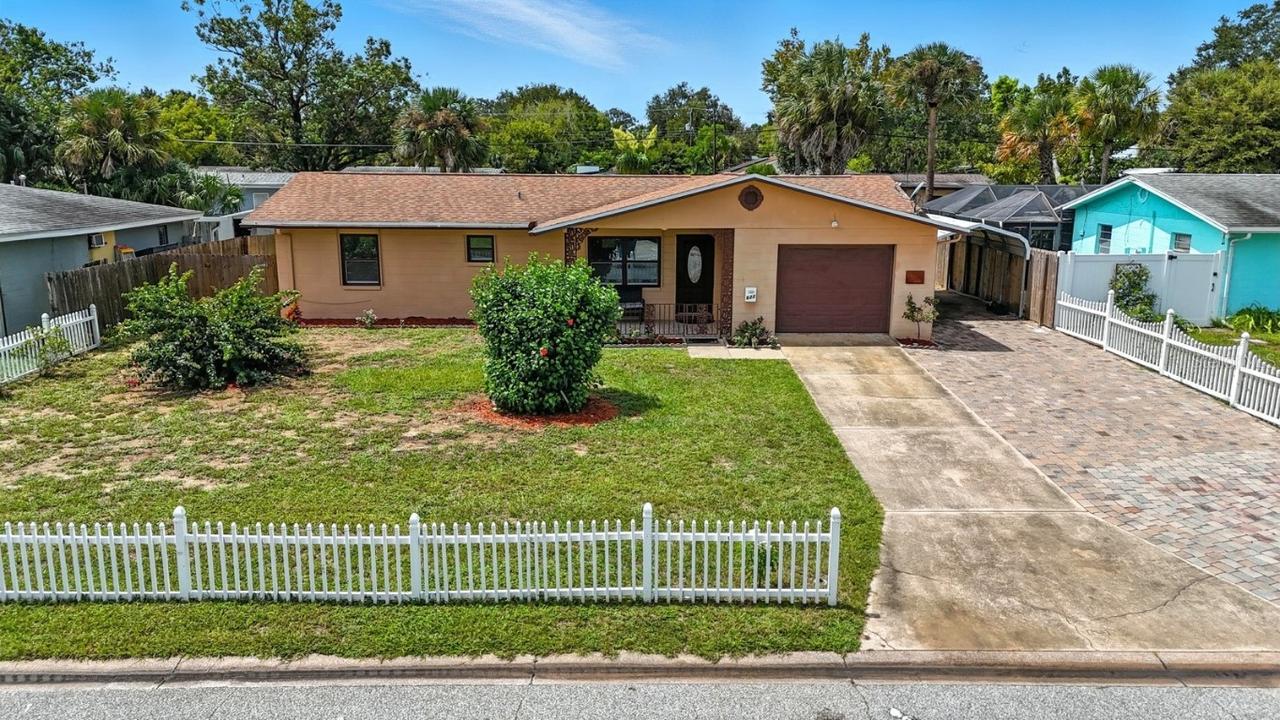 622 Easy St., Daytona Beach, FL 32117