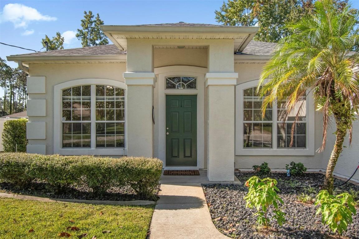 10 Ralph Pl., Palm Coast, FL 32164