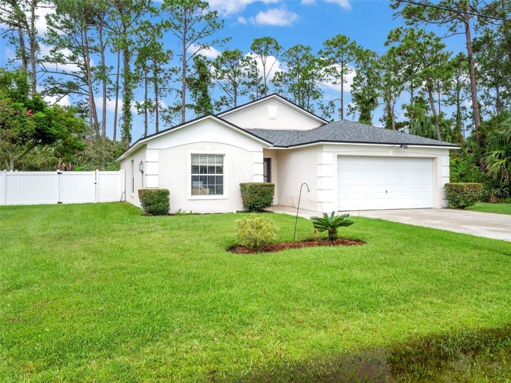 8 Random Pl., Palm Coast, FL 32164