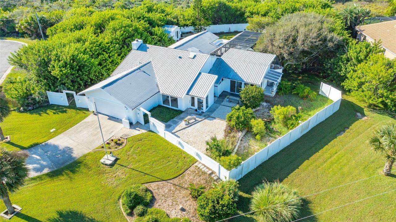 2584 Osprey Cir., Flagler Beach, FL 32136