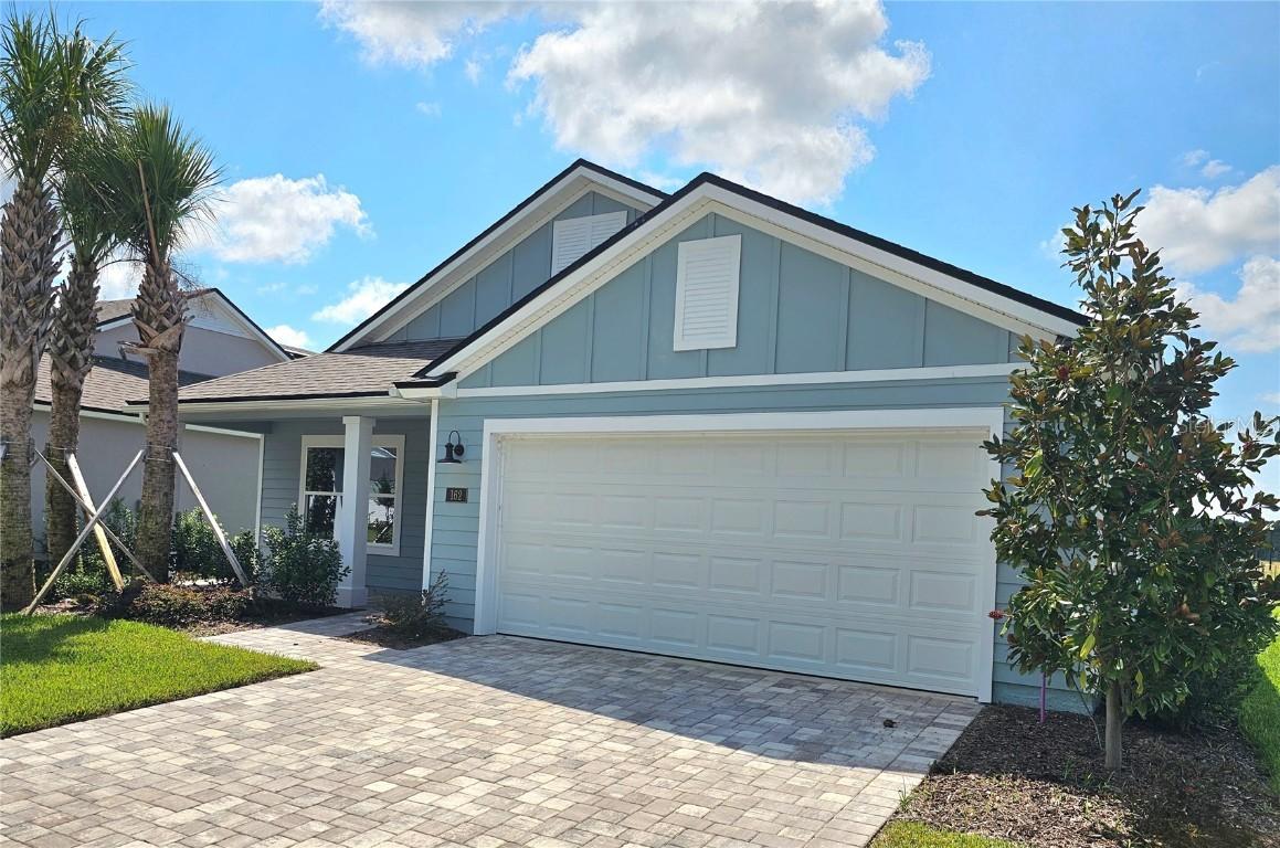 162 Greenwood Dr., Palm Coast, FL 32137