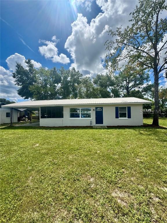 21828 Virginia Dr., Astor, FL 32102