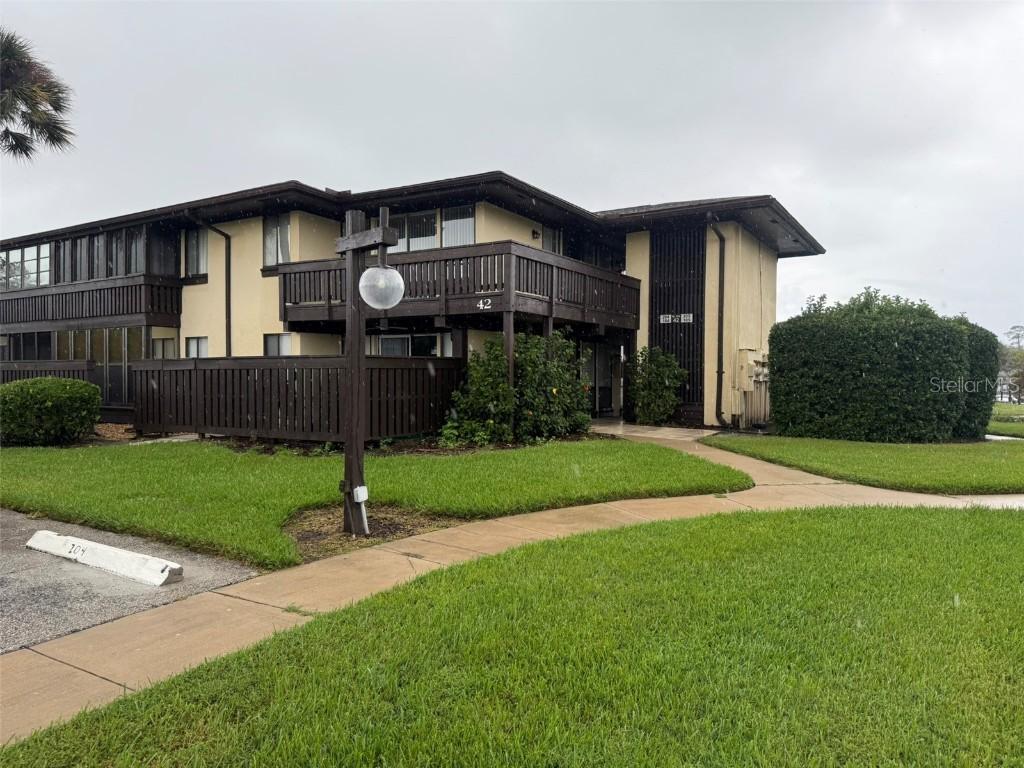 42 Club House Dr. #205, Palm Coast, FL 32137