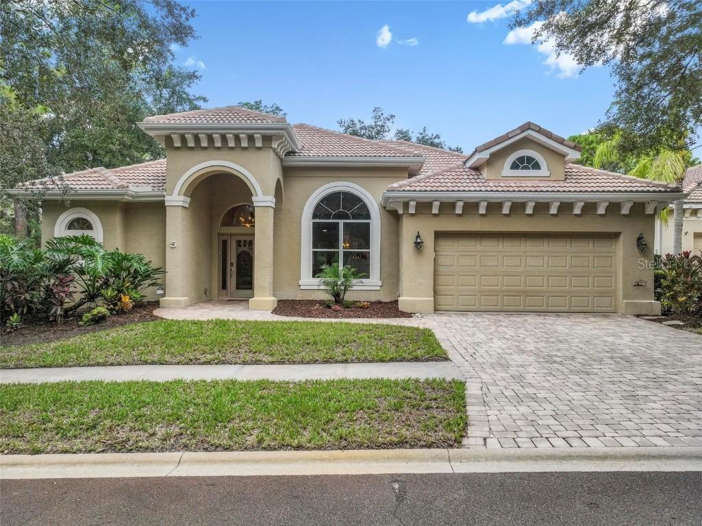 5 Village View Dr., Palm Coast, FL 32137