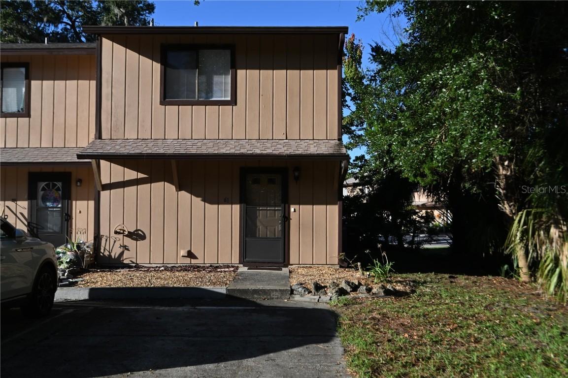 61 Village Dr., Flagler Beach, FL 32136