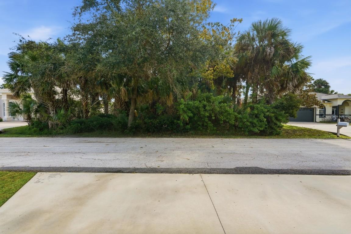 9 Cayuga Ct., Palm Coast, FL 32137