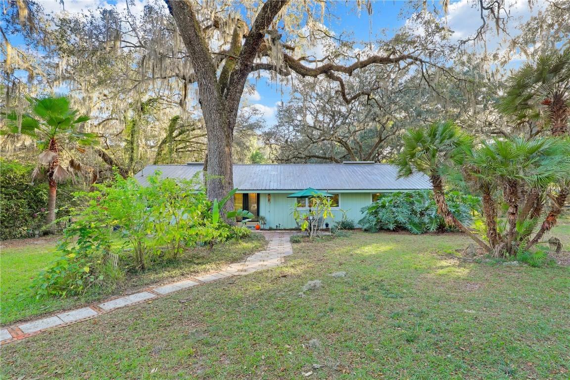 4704 NE 255th Dr., Melrose, FL 32666