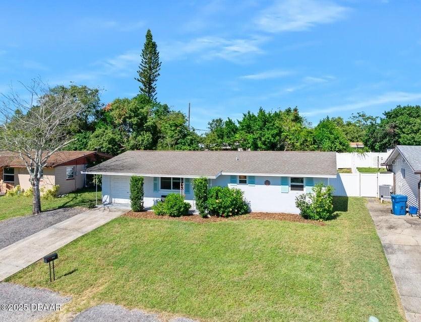 1448 Flomich St., Daytona Beach, FL 32117