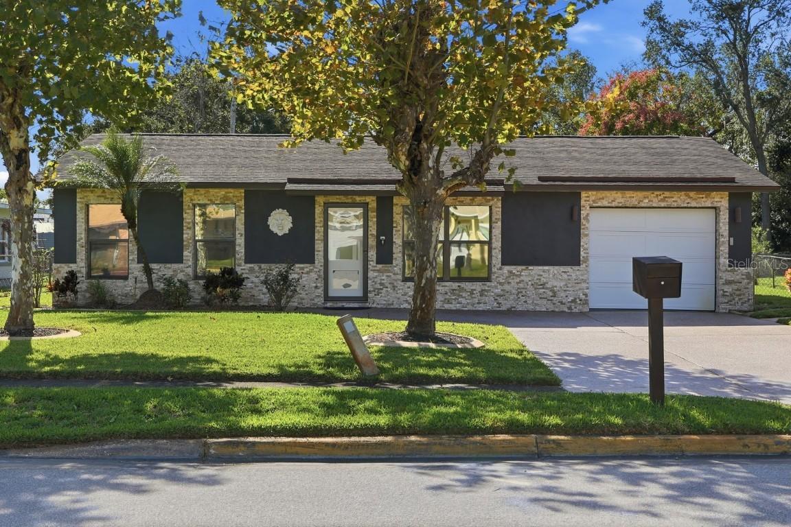 932 Lora St., Daytona Beach, FL 32114