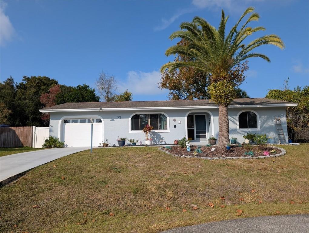 27 Blaine Tree Pl., Palm Coast, FL 32137