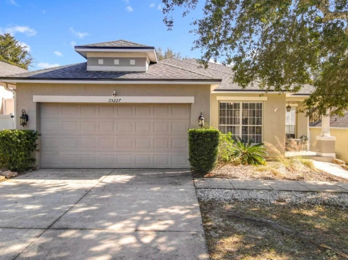 25227 Chipshot Ct., Sorrento, FL 32776