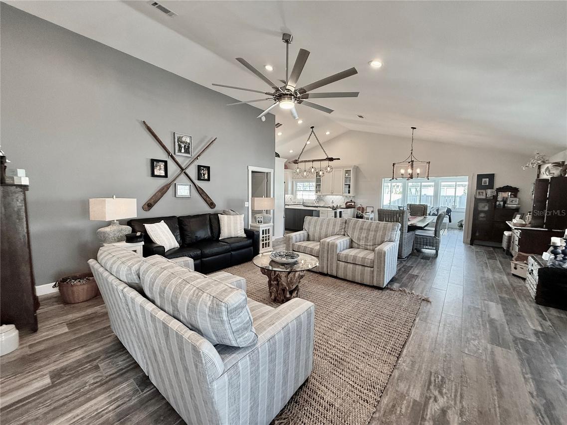 39 Avalon Ter., Palm Coast, FL 32137