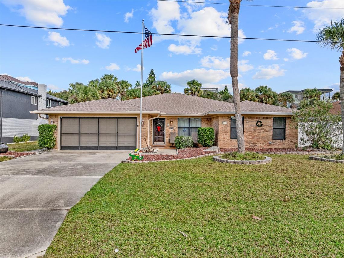 2008 N Daytona Ave., Flagler Beach, FL 32136