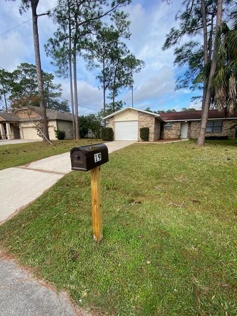 19 Woodston Ln., Palm Coast, FL 32164