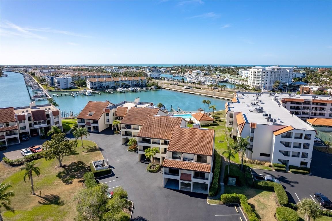 120 1st St. #108, Tierra Verde, FL 33715