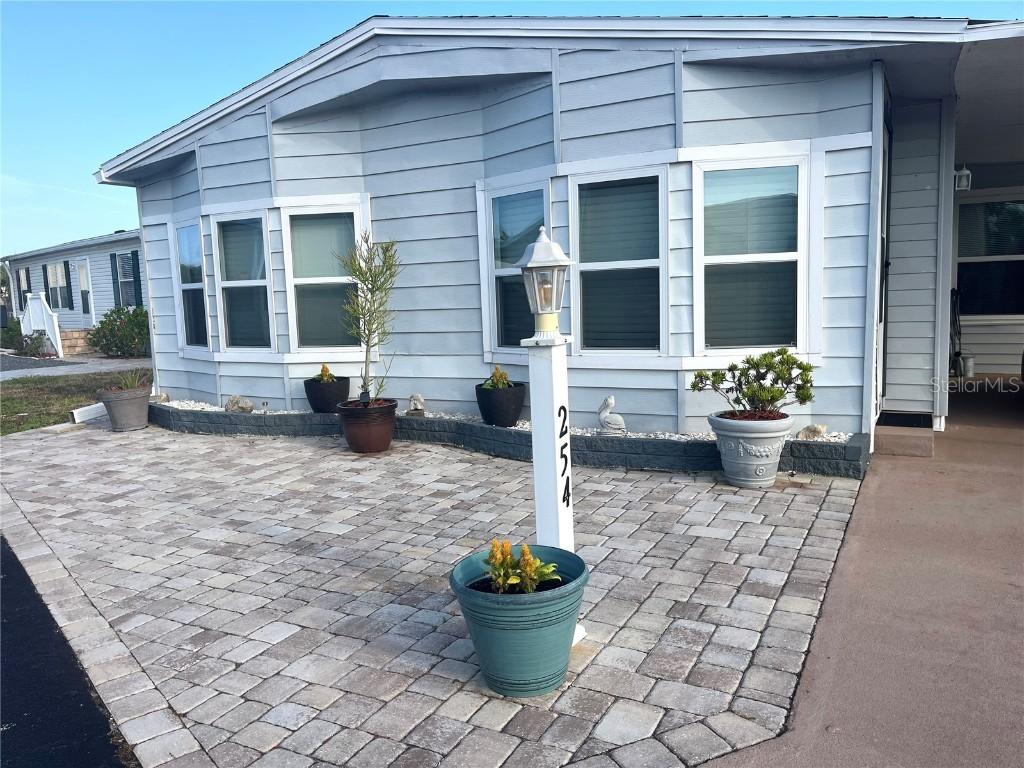 254 Seabreeze Dr., Flagler Beach, FL 32136