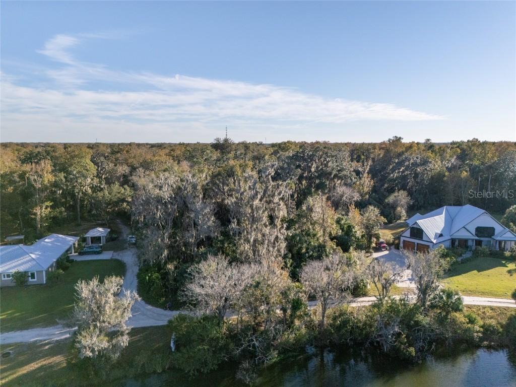 2750 Pearl Lake Tr., New Smyrna Beach, FL 32168