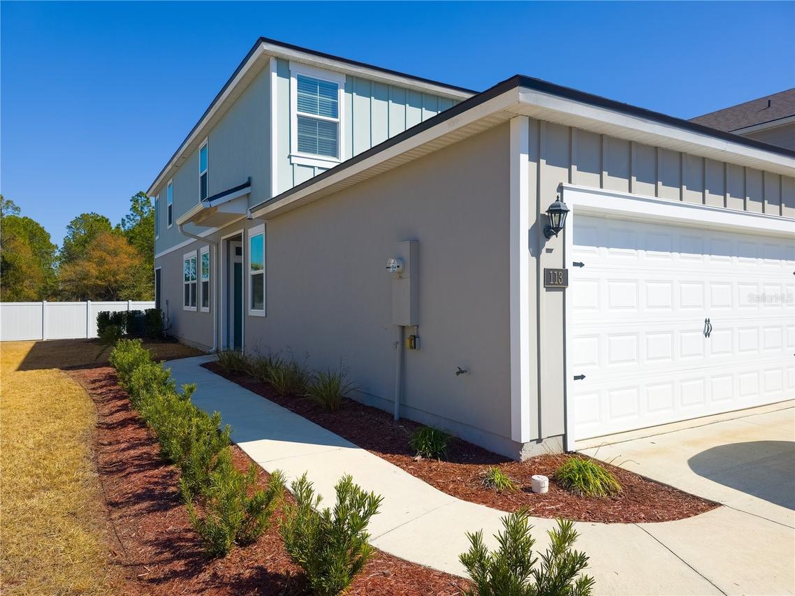 113 Redbud Rd., Palm Coast, FL 32137