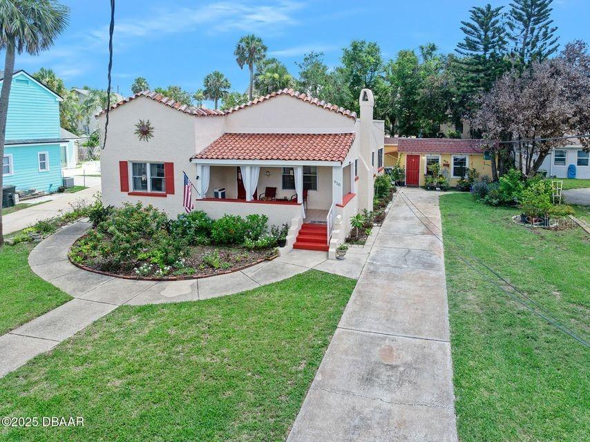 918 N Wild Olive Ave., Daytona Beach, FL 32118