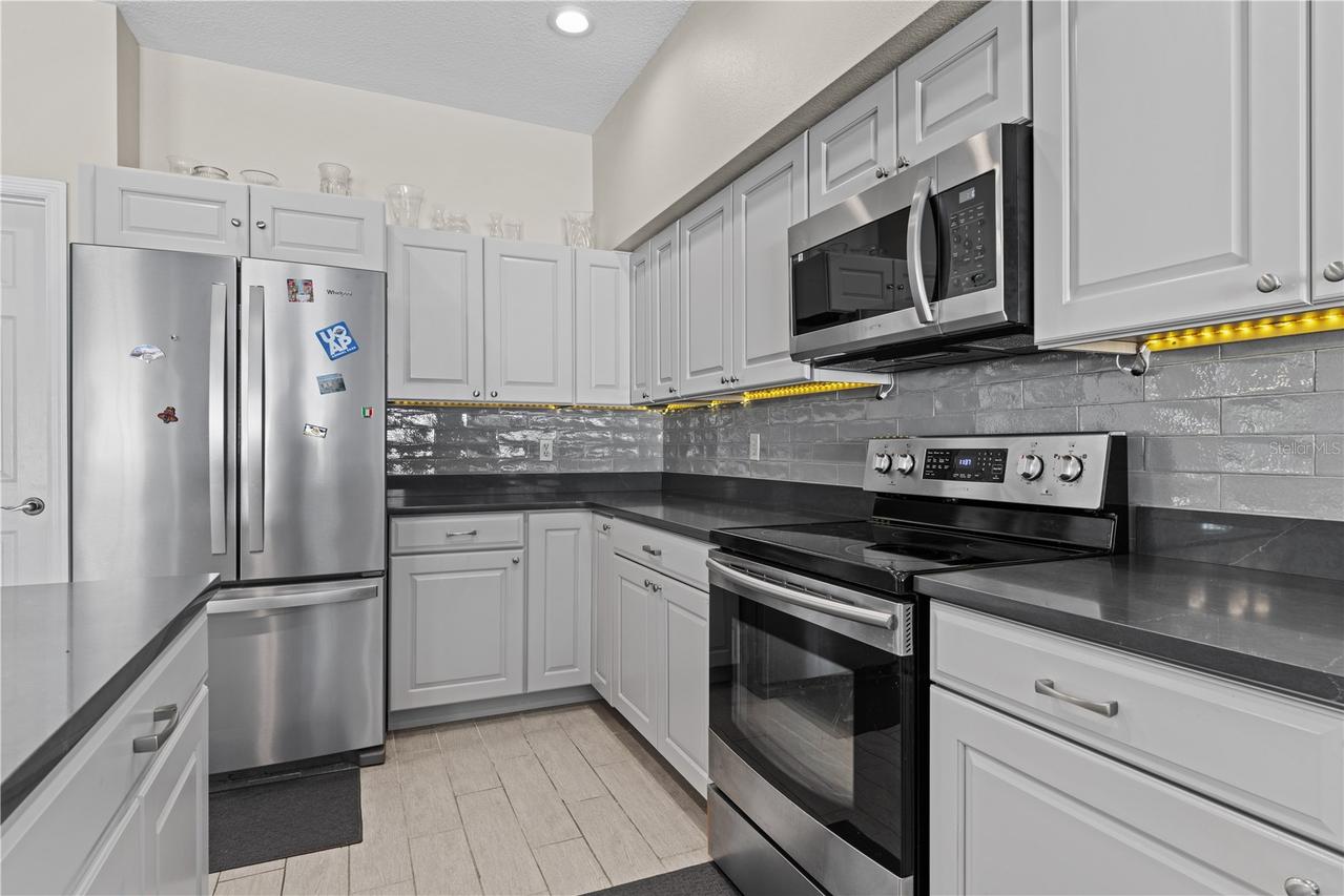 2258 Blossomwood Dr., Oviedo, FL 32765