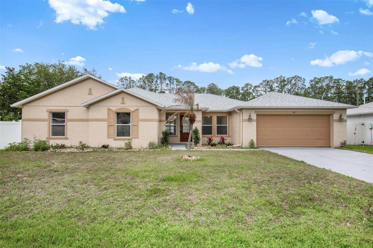 45 Reidsville Dr., Palm Coast, FL 32164