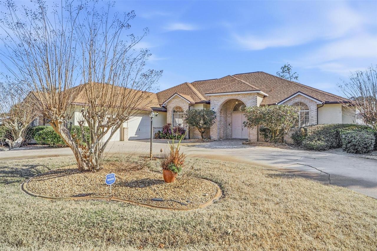 108 Barrington Dr., Palm Coast, FL 32137