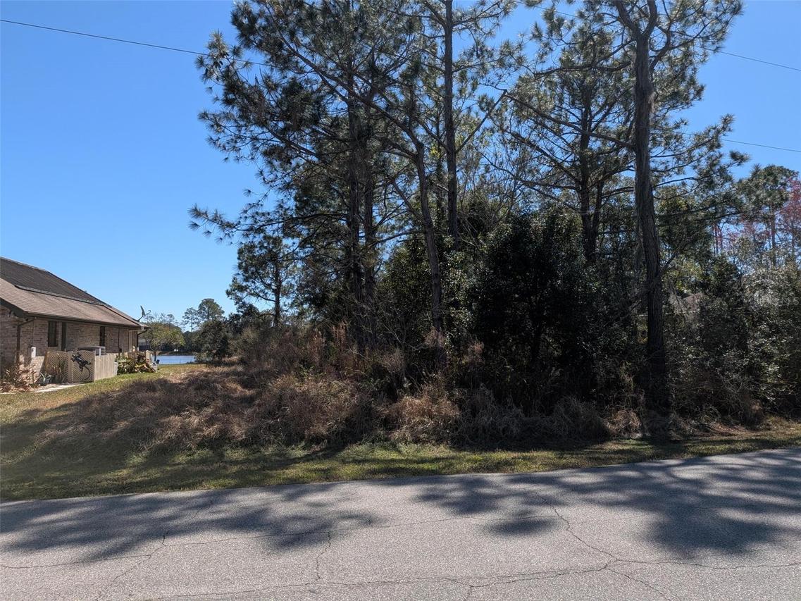 26 Kashmir Tr., Palm Coast, FL 32164
